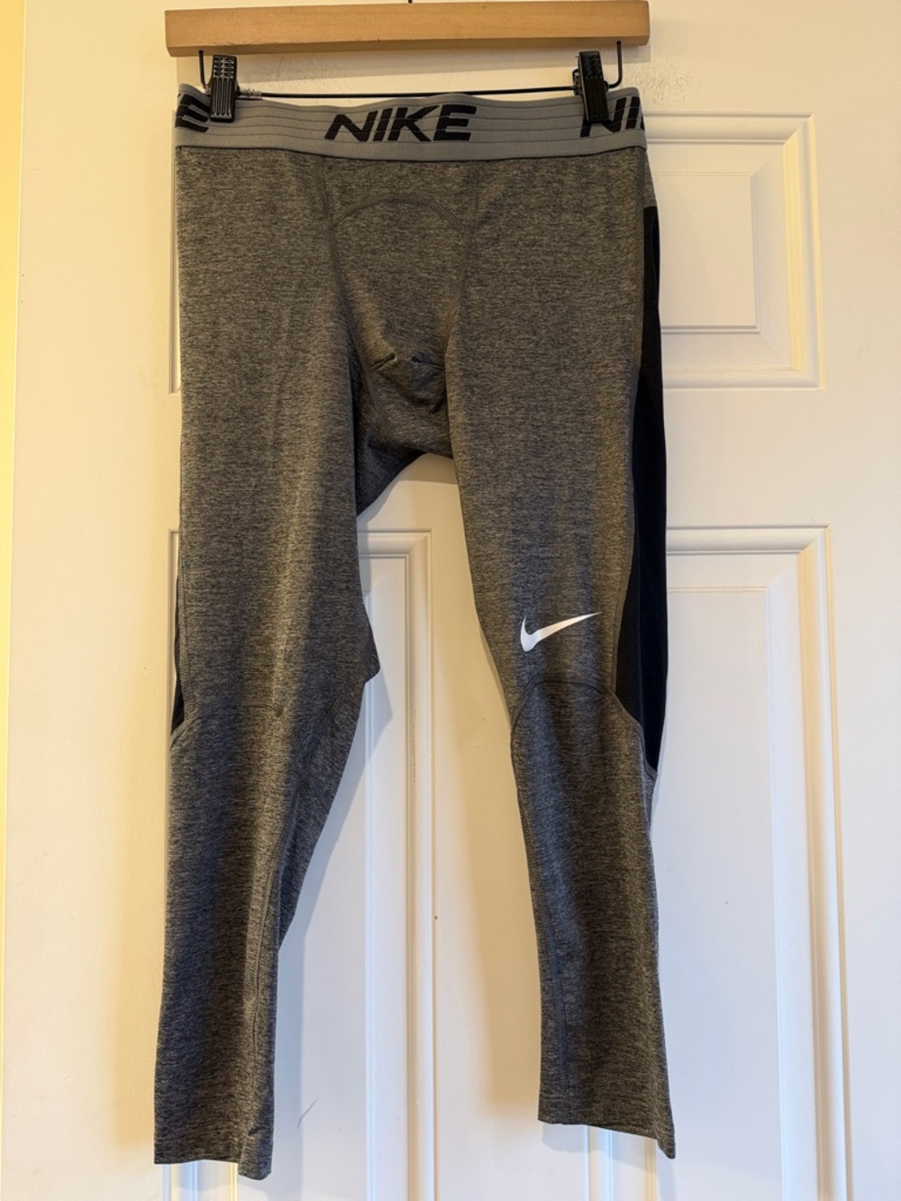 NWT Nike Pro Mens Grey and Black Training Pants M